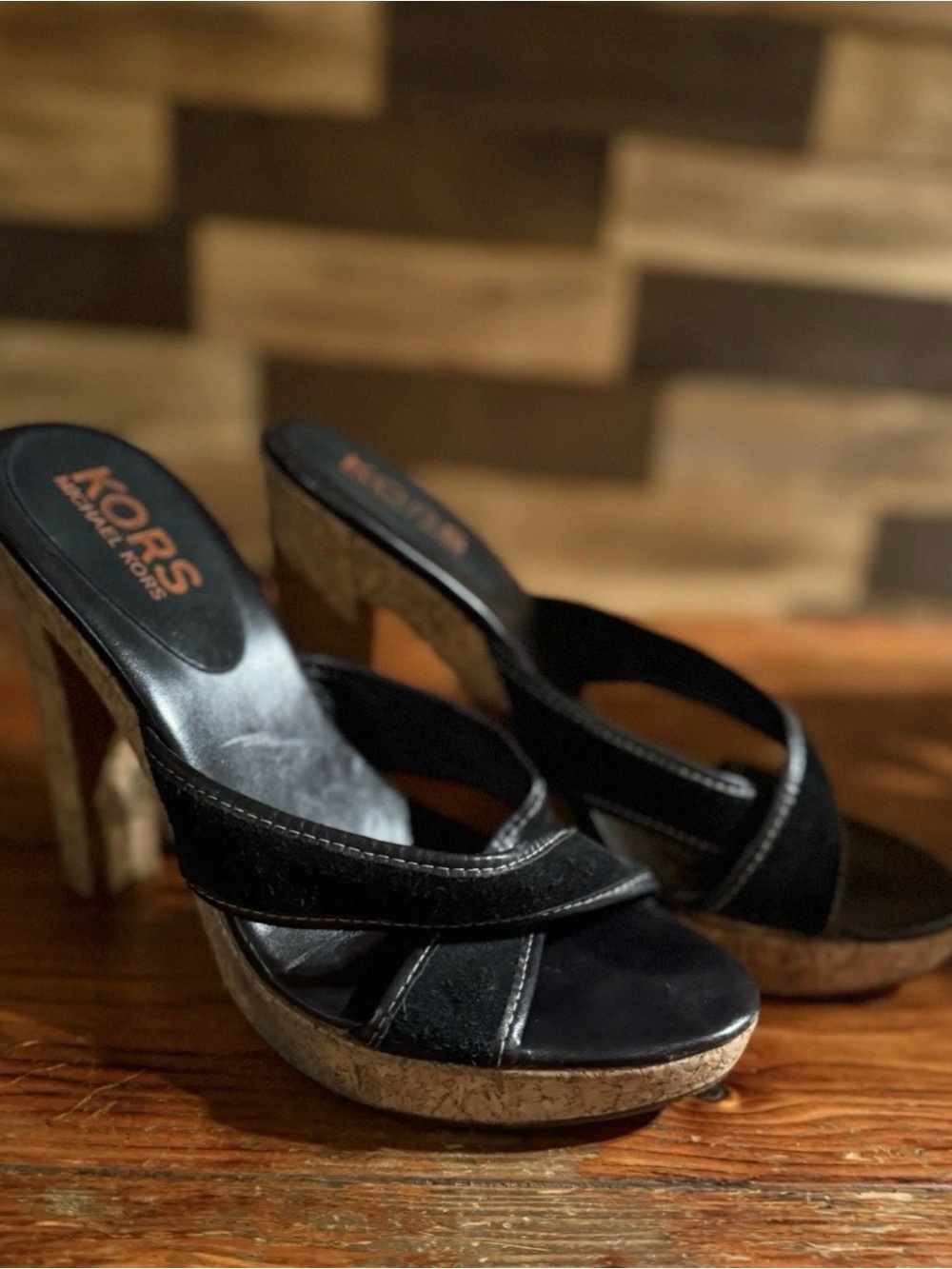 Michael Kors Women’s Suade Sandals Cork 4inch Heel Size 9